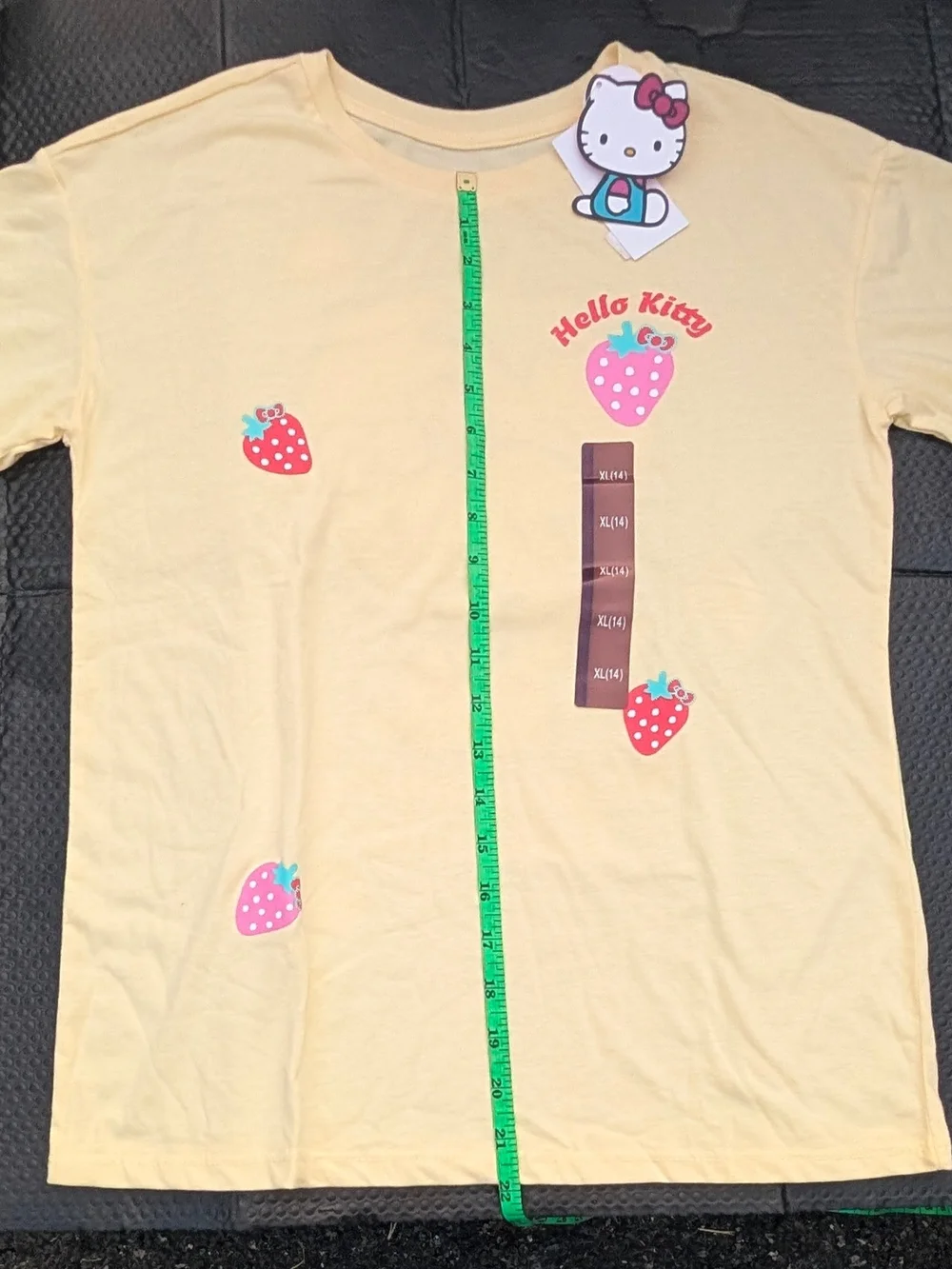 NWT Sanrio Hello Kitty Strawberry Dreams Oversized Yellow Graphic Tee Girls